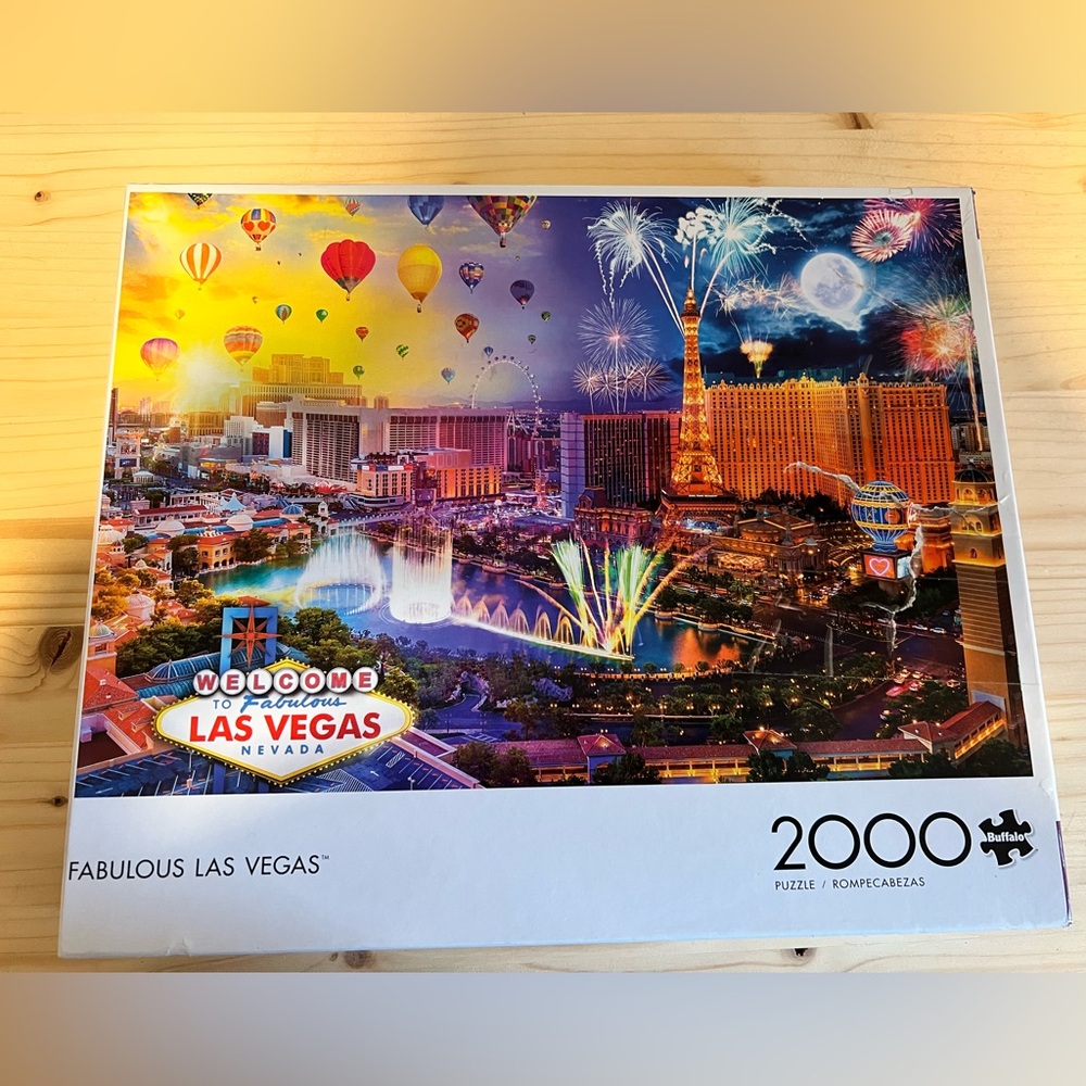 Las Vegas 2,000 Piece Puzzle